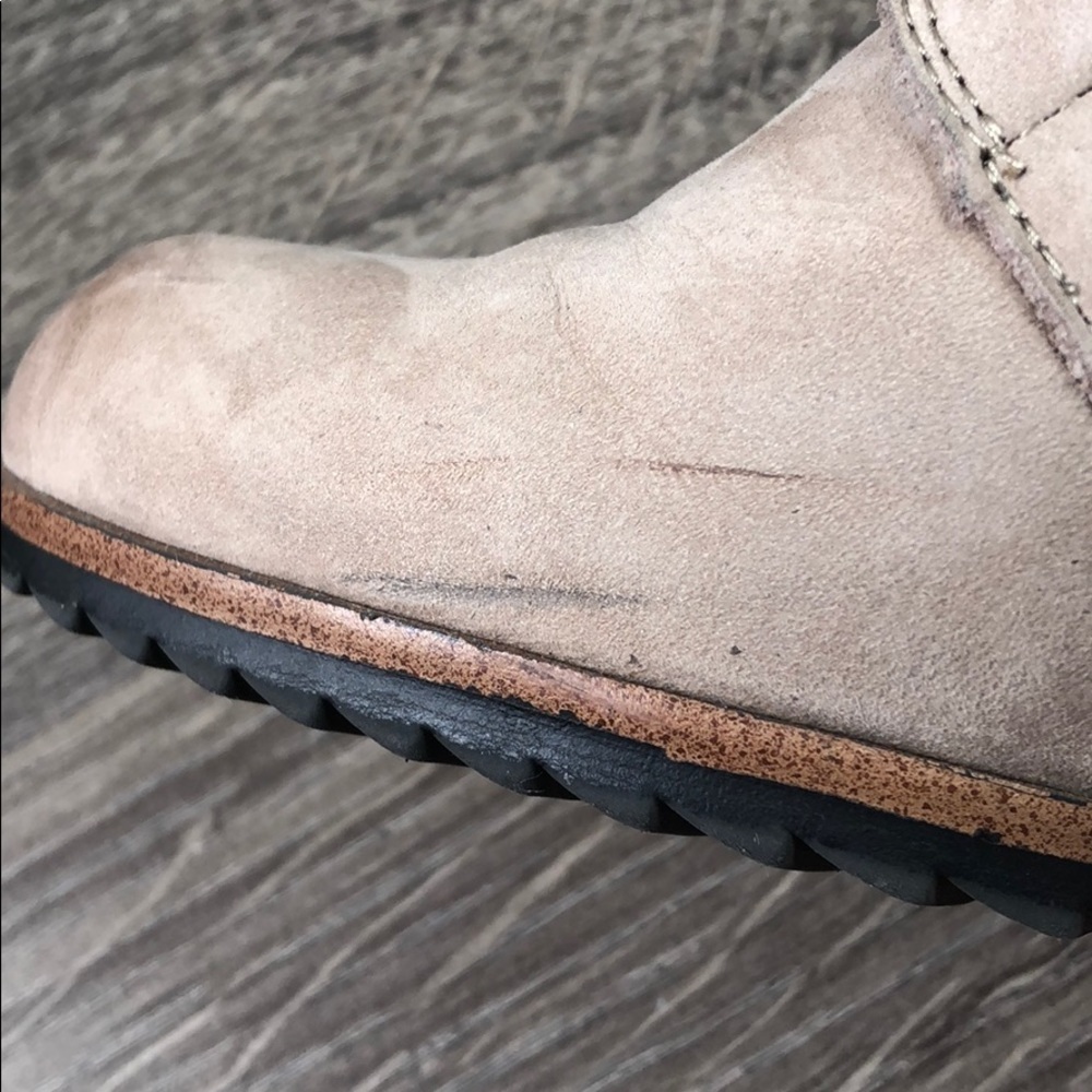 Nordstrom Caslon Leather Suede Wedge Bootie Fleece Trim Ivory Cream 8 - Picture 12 of 14